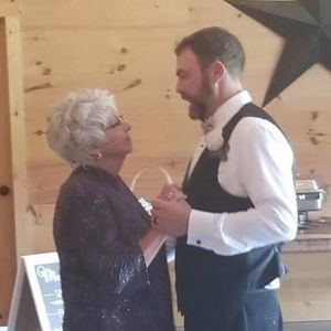 Meet your Posher, Vickie